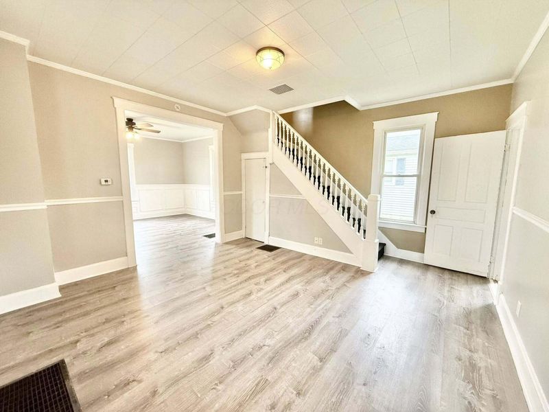 117 N Center Street, Mount Vernon, OH 43050 Photo 2