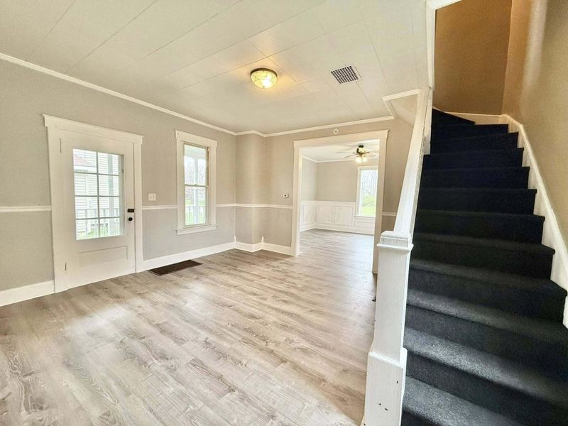 117 N Center Street, Mount Vernon, OH 43050 Photo 3