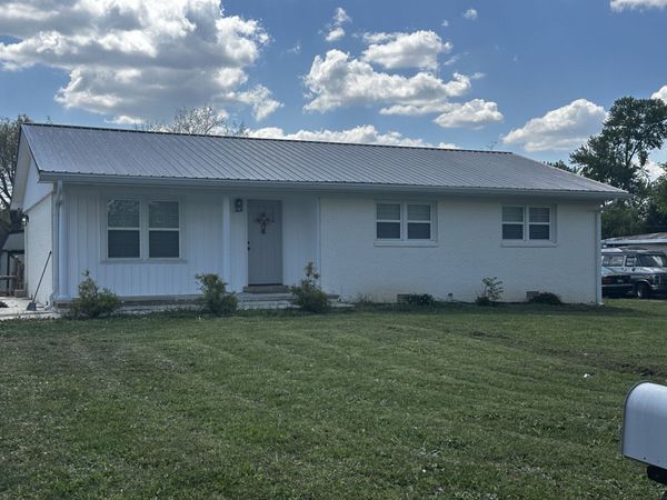 307 Randall St, Lawrenceburg, TN 38464