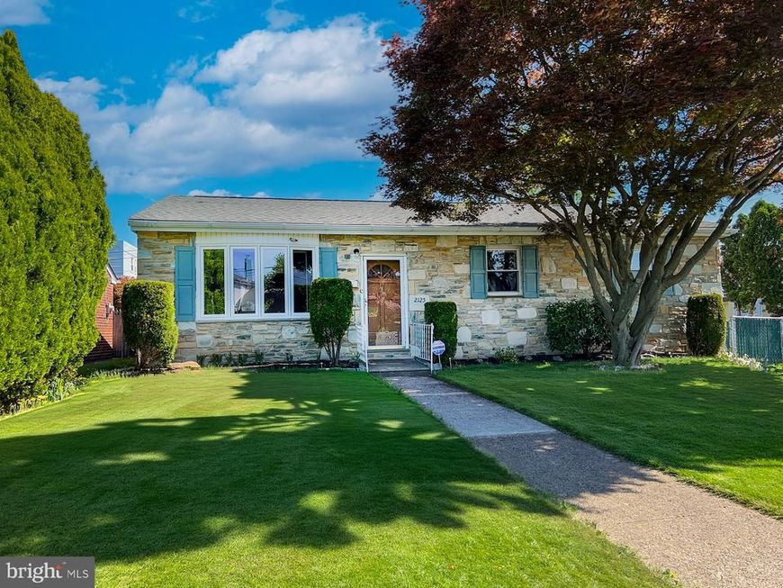 2125 Lott Avenue, Philadelphia, PA 19115 Main Photo