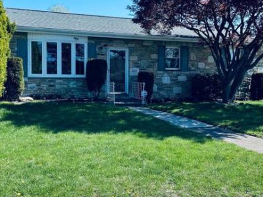 2125 Lott Avenue, Philadelphia, PA 19115 Main Photo