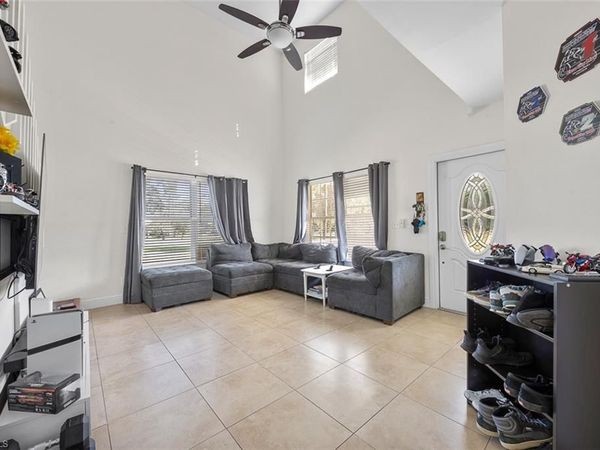 441 3rd ST SW, NAPLES, FL 34117