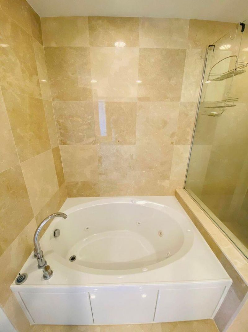 550 Okeechobee Boulevard, Unit 1505, West Palm Beach, FL 33401 Photo