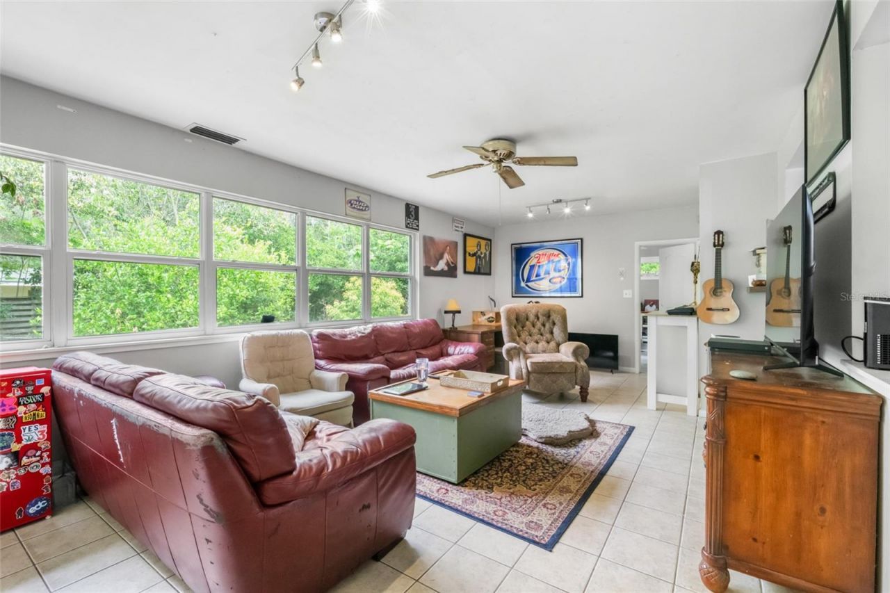 2034 NW 8th Place , Gainesville, FL 32603 Photo