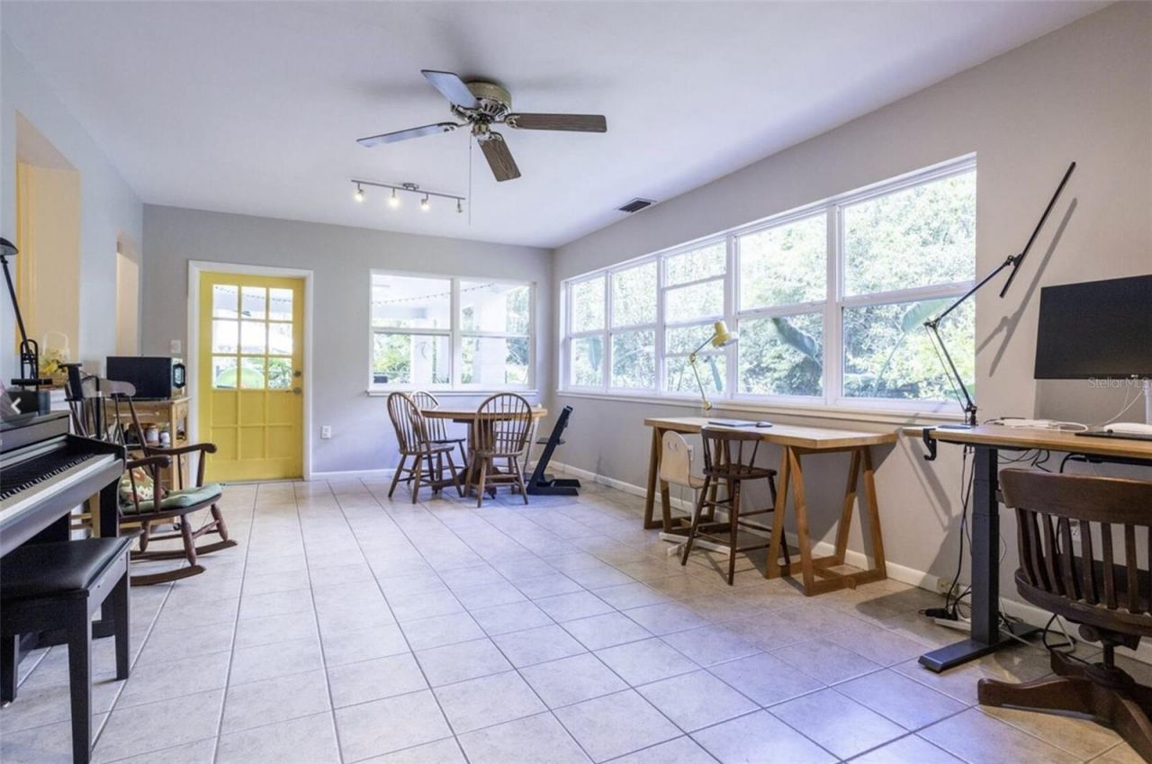 2034 NW 8th Place , Gainesville, FL 32603 Photo