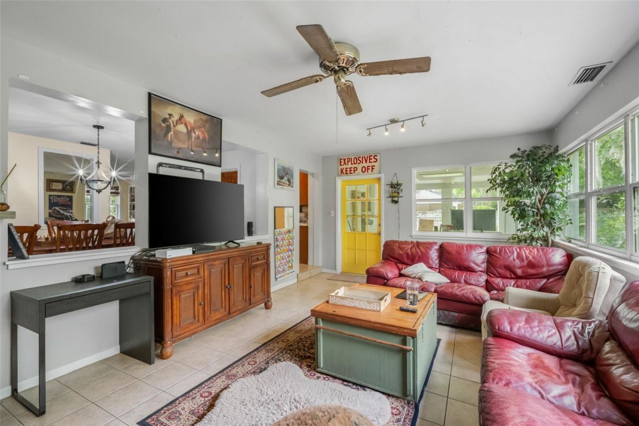 2034 NW 8th Place , Gainesville, FL 32603 Photo