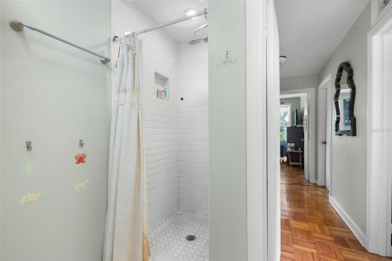 2034 NW 8th Place , Gainesville, FL 32603 Photo