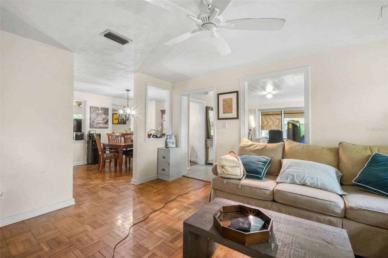 2034 NW 8th Place , Gainesville, FL 32603 Photo