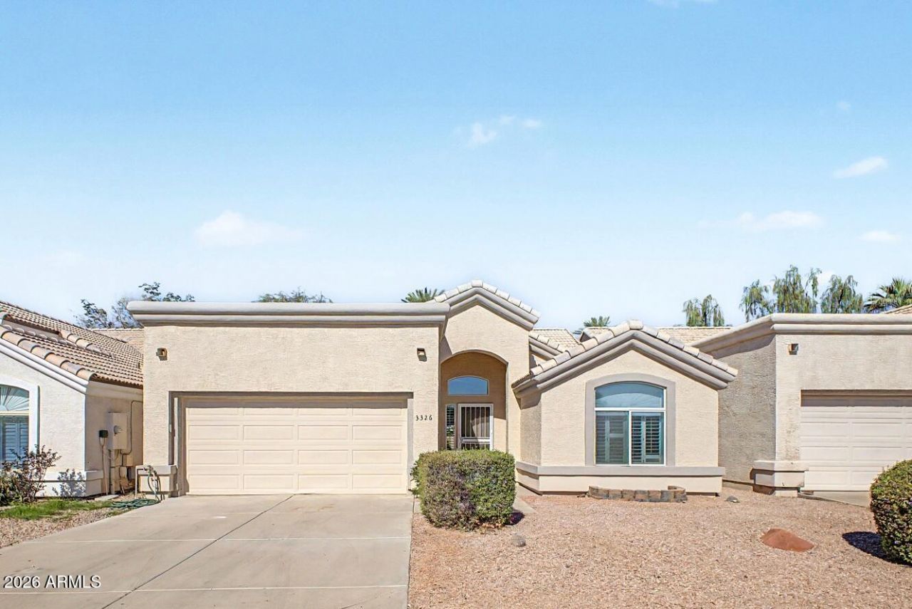 3326 N 42nd Street, Phoenix, AZ 85018 Main Photo