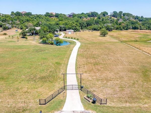 819 Old Annetta Road, Aledo, TX 76008