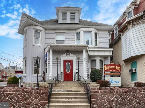 3 S MARKET STREET , SHAMOKIN, PA 17872