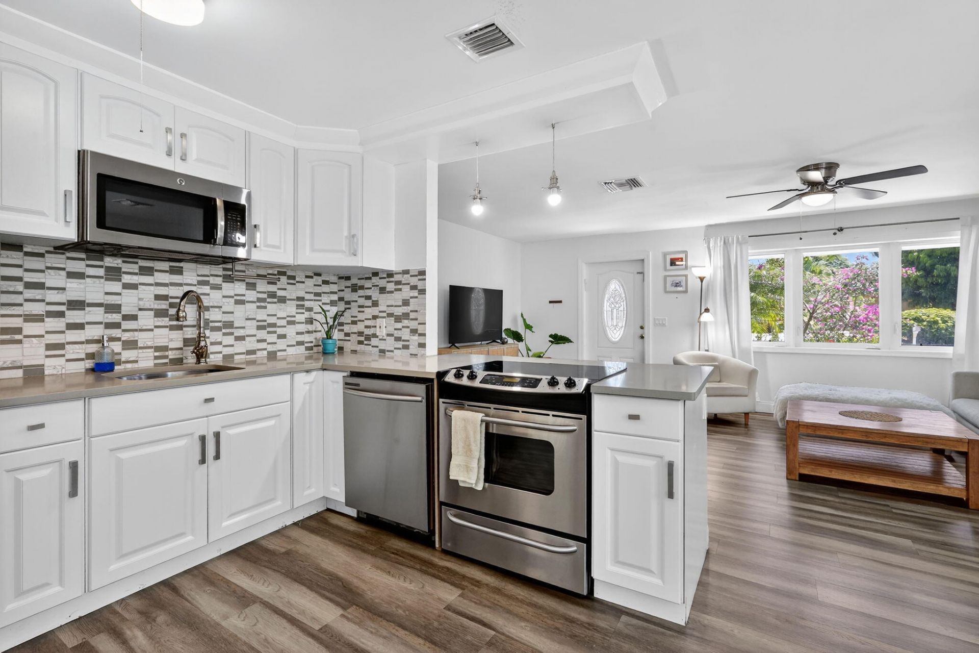 153 SE 30th Avenue, Boynton Beach, FL 33435 Photo