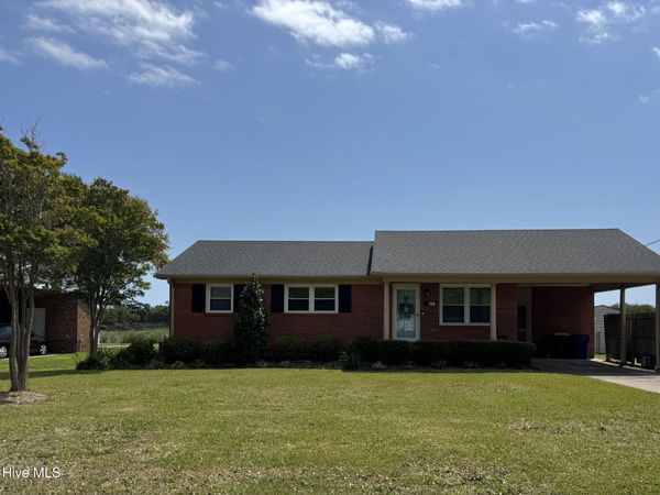 2311 Emeline Place, Morehead City, NC 28557