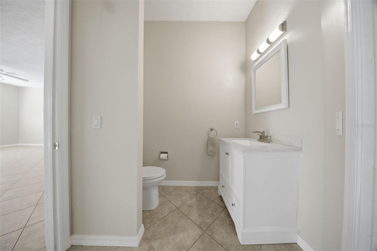 18629 Avenue Capri, Lutz, FL 33558 Photo