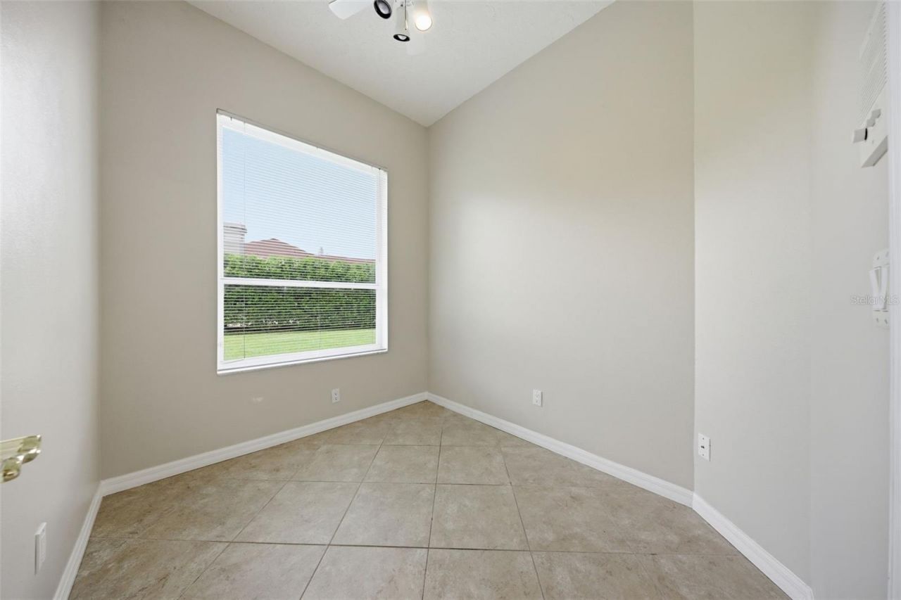 18629 Avenue Capri, Lutz, FL 33558 Photo