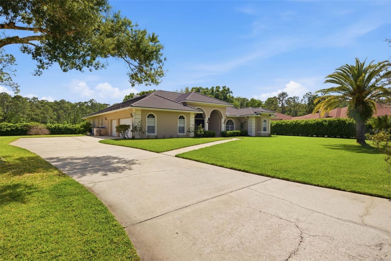 18629 Avenue Capri, Lutz, FL 33558 Photo