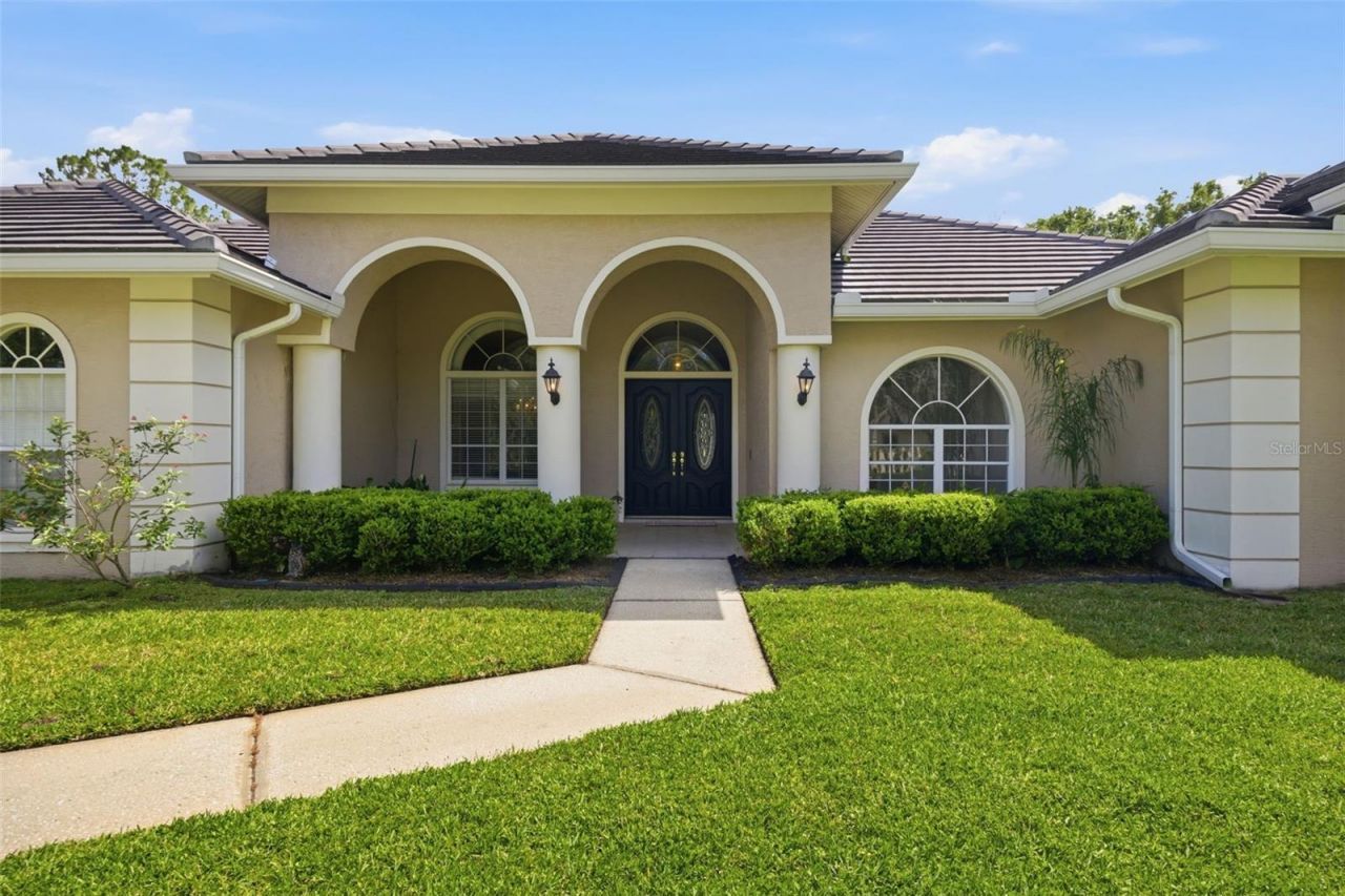 18629 Avenue Capri, Lutz, FL 33558 Photo