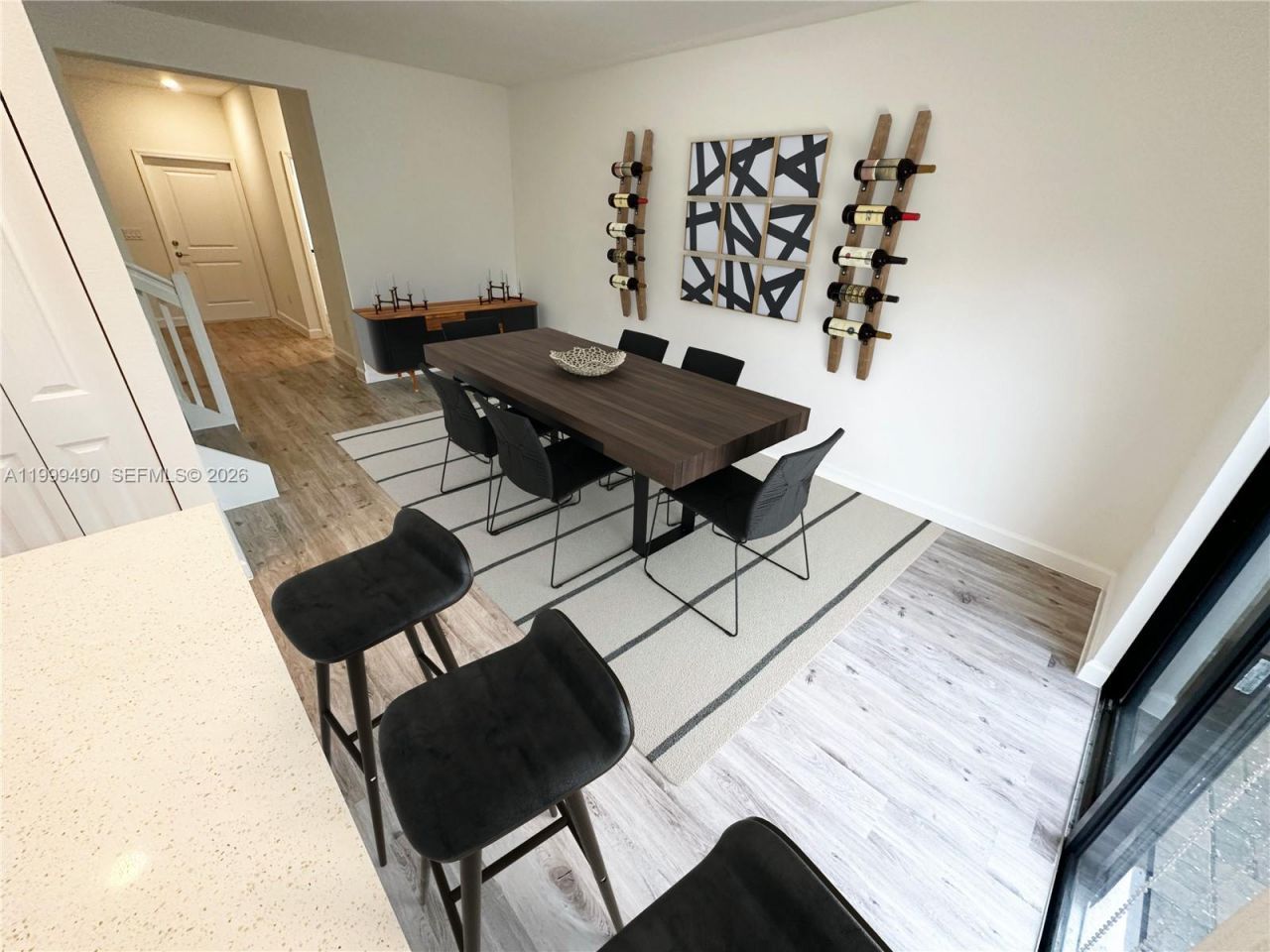 949 NE 211th St, Miami, FL 33179 Photo