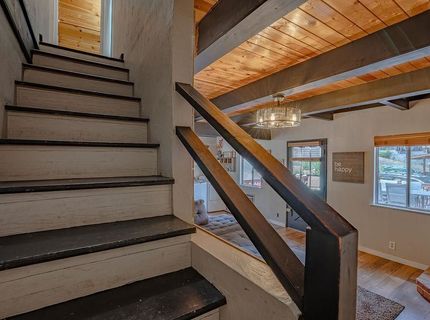 542 Manzanita Way, Lake Almanor, CA 96137 Photo