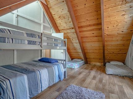 542 Manzanita Way, Lake Almanor, CA 96137 Photo