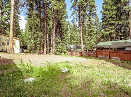 542 Manzanita Way, Lake Almanor, CA 96137 Photo