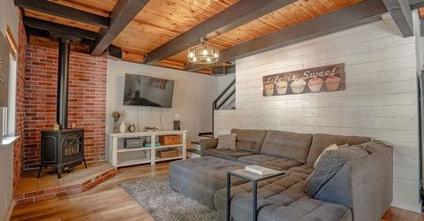 542 Manzanita Way, Lake Almanor, CA 96137 Photo