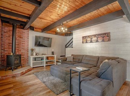 542 Manzanita Way, Lake Almanor, CA 96137 Photo