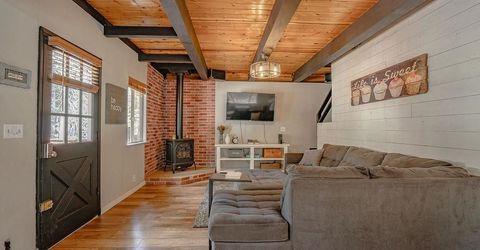 542 Manzanita Way, Lake Almanor, CA 96137 Photo