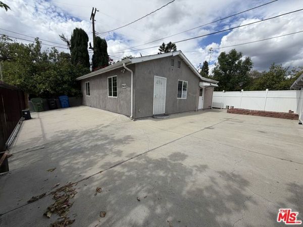 18601 Hiawatha Street, Porter Ranch, CA 91326