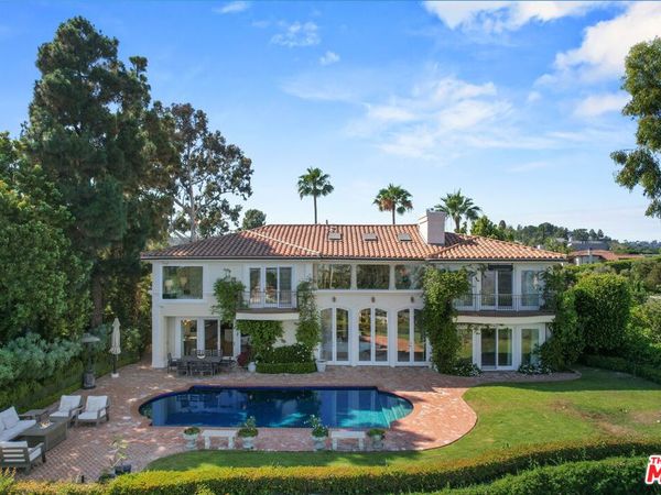 10814 Savona Road, Los Angeles, CA 90077