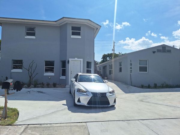 1942 Buchanan Street, Hollywood, FL 33020