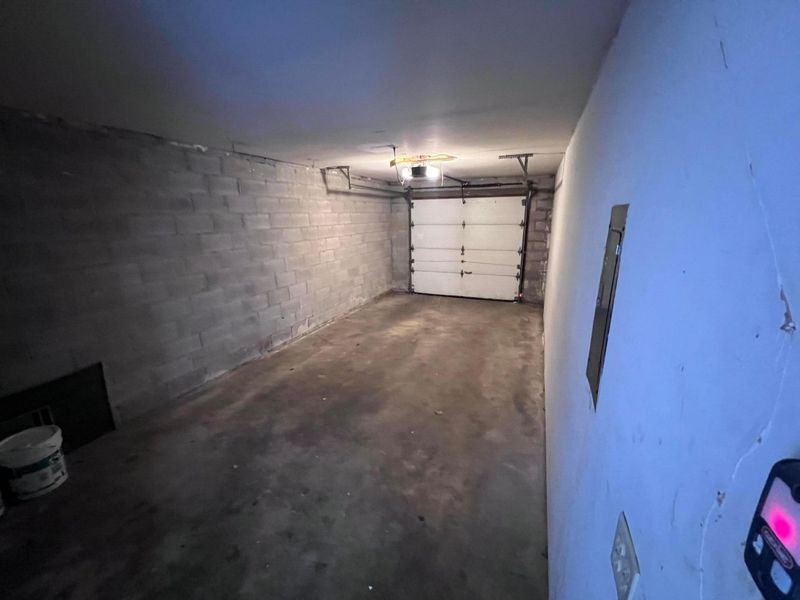 2470 Nassau Drive , Columbus, OH 43232 Photo 9