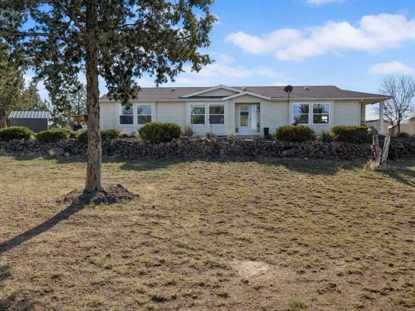 14734 SW Peninsula Drive, Terrebonne, OR 97760