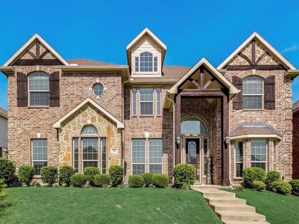 308 Wisteria Way, Red Oak, TX 75154