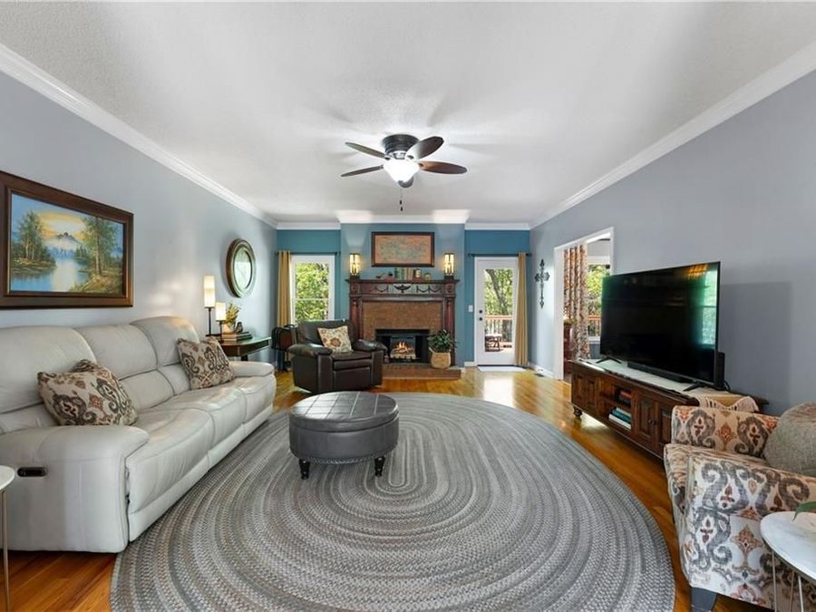 Property Image 8