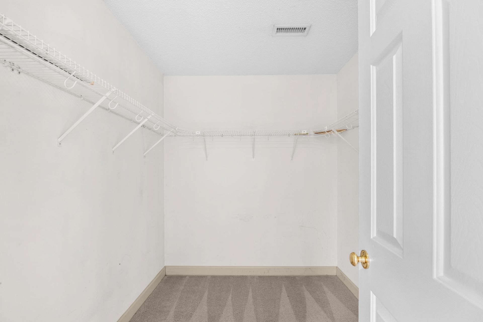 2375 Seaford Dr. Photo 16