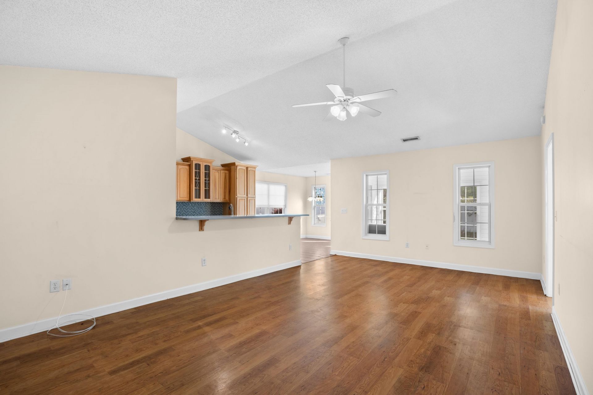 2375 Seaford Dr. Photo 19