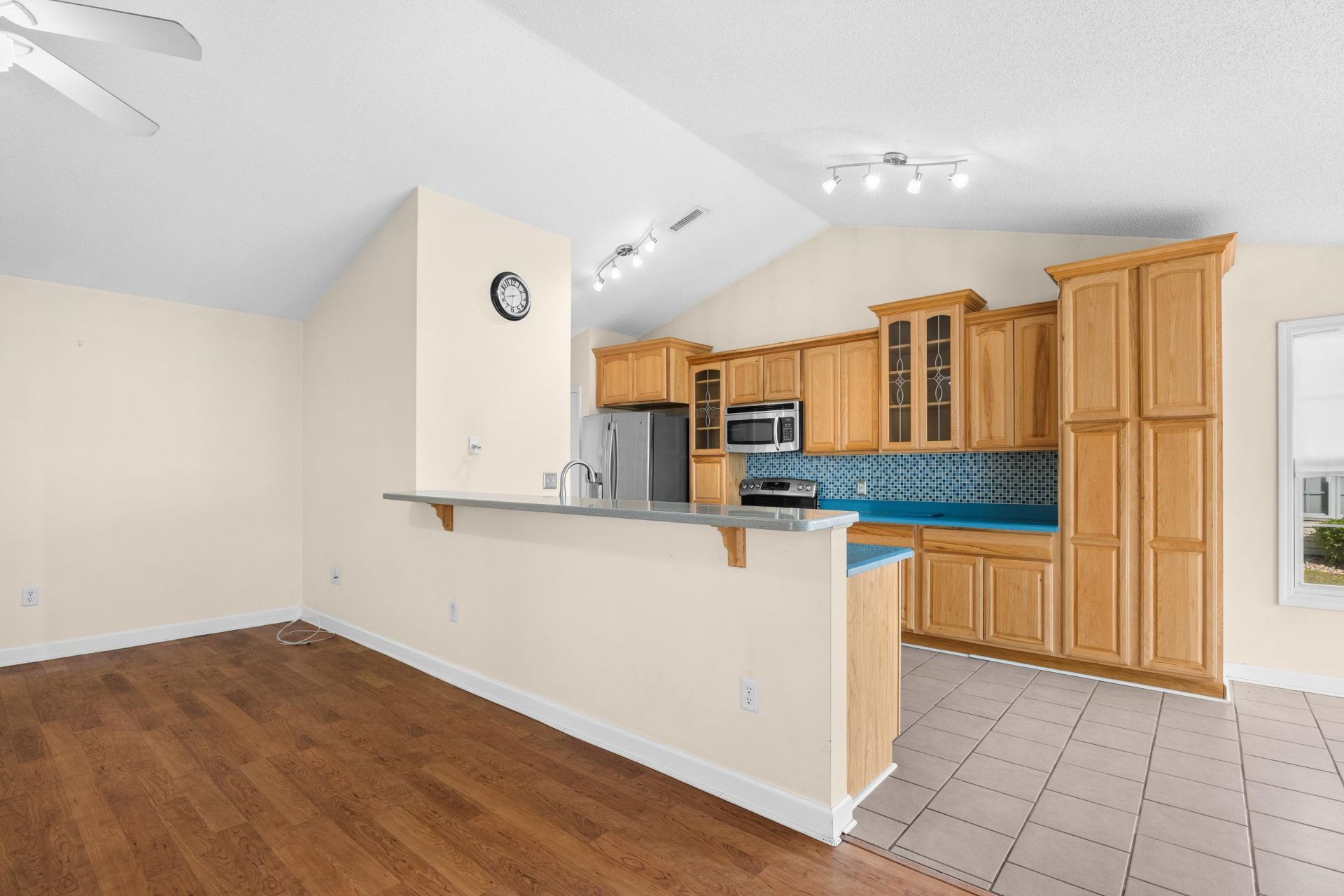 2375 Seaford Dr. Photo 22