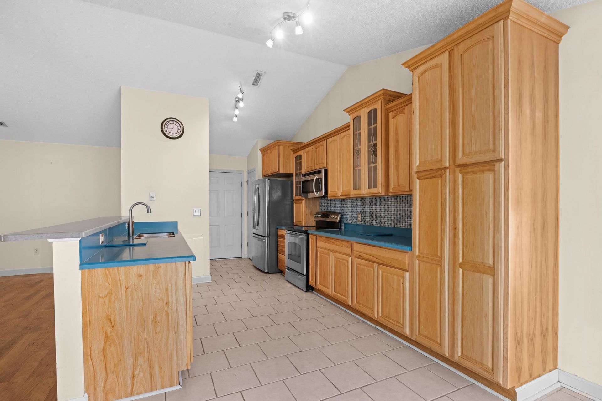 2375 Seaford Dr. Photo 25