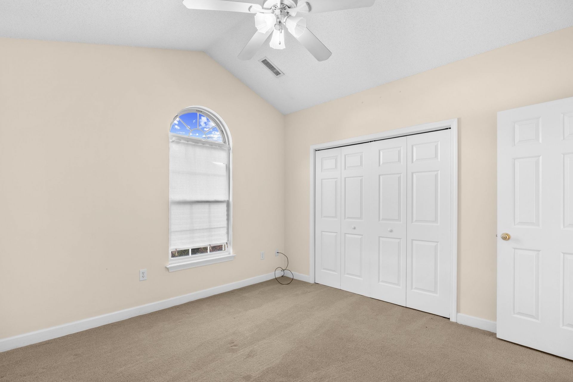 2375 Seaford Dr. Photo 8