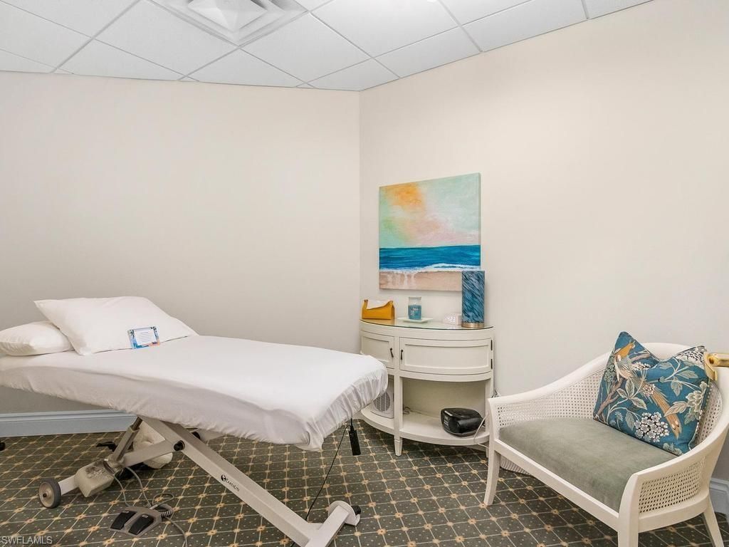 4021 Gulf Shore Blvd N, Unit 1103, Naples, FL 34103 Photo