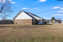 3000 Tamarah Way photo 4