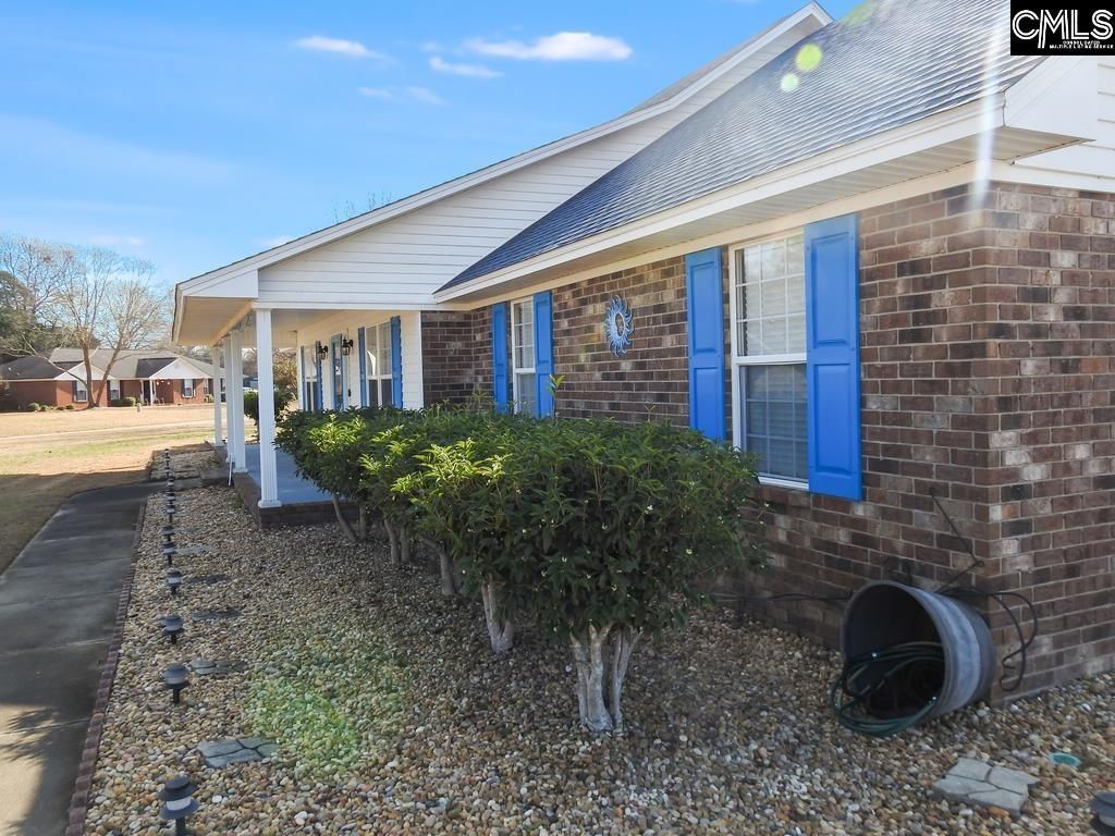 3000 Tamarah Way Photo 4