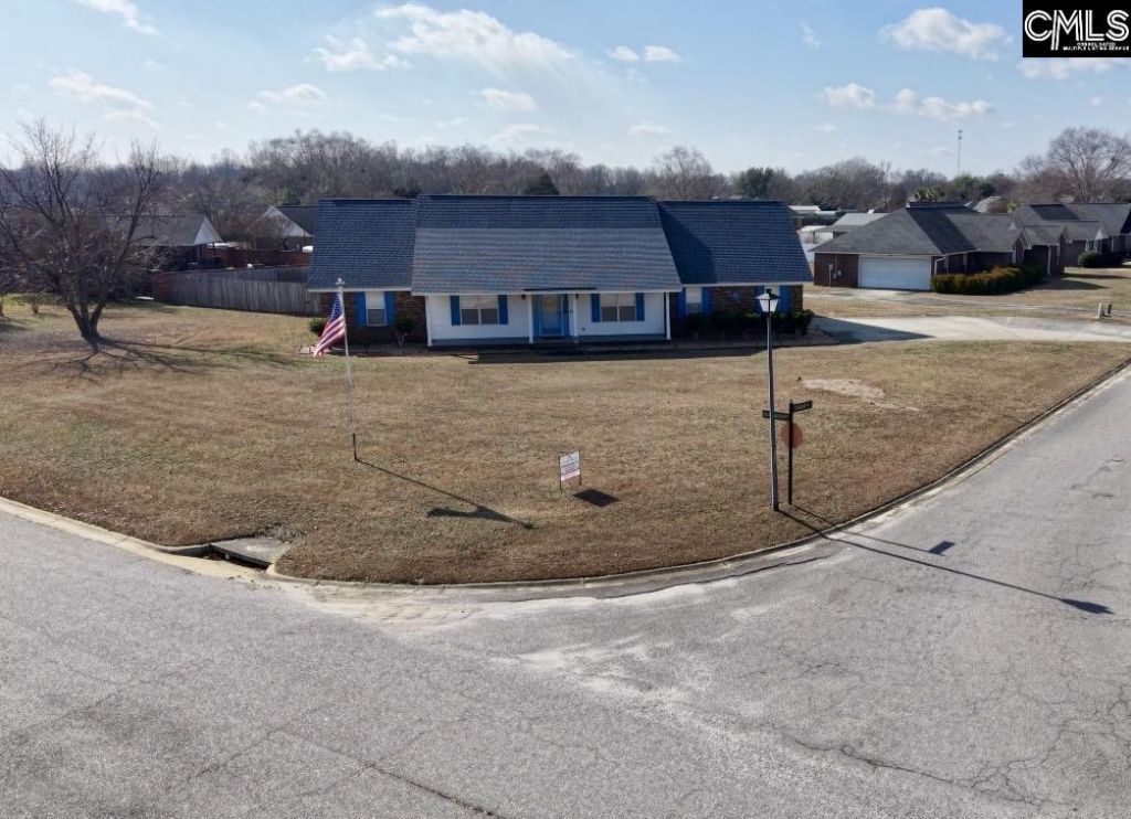 3000 Tamarah Way Photo 29