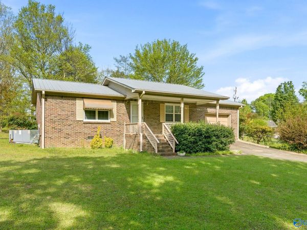 200 Trailwood Drive, Gadsden, AL 35901