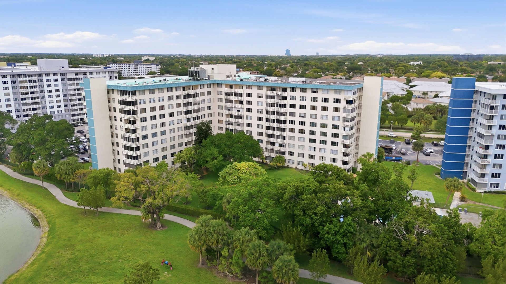 4330 Hillcrest Drive, Unit 804, Hollywood, FL 33021 Photo