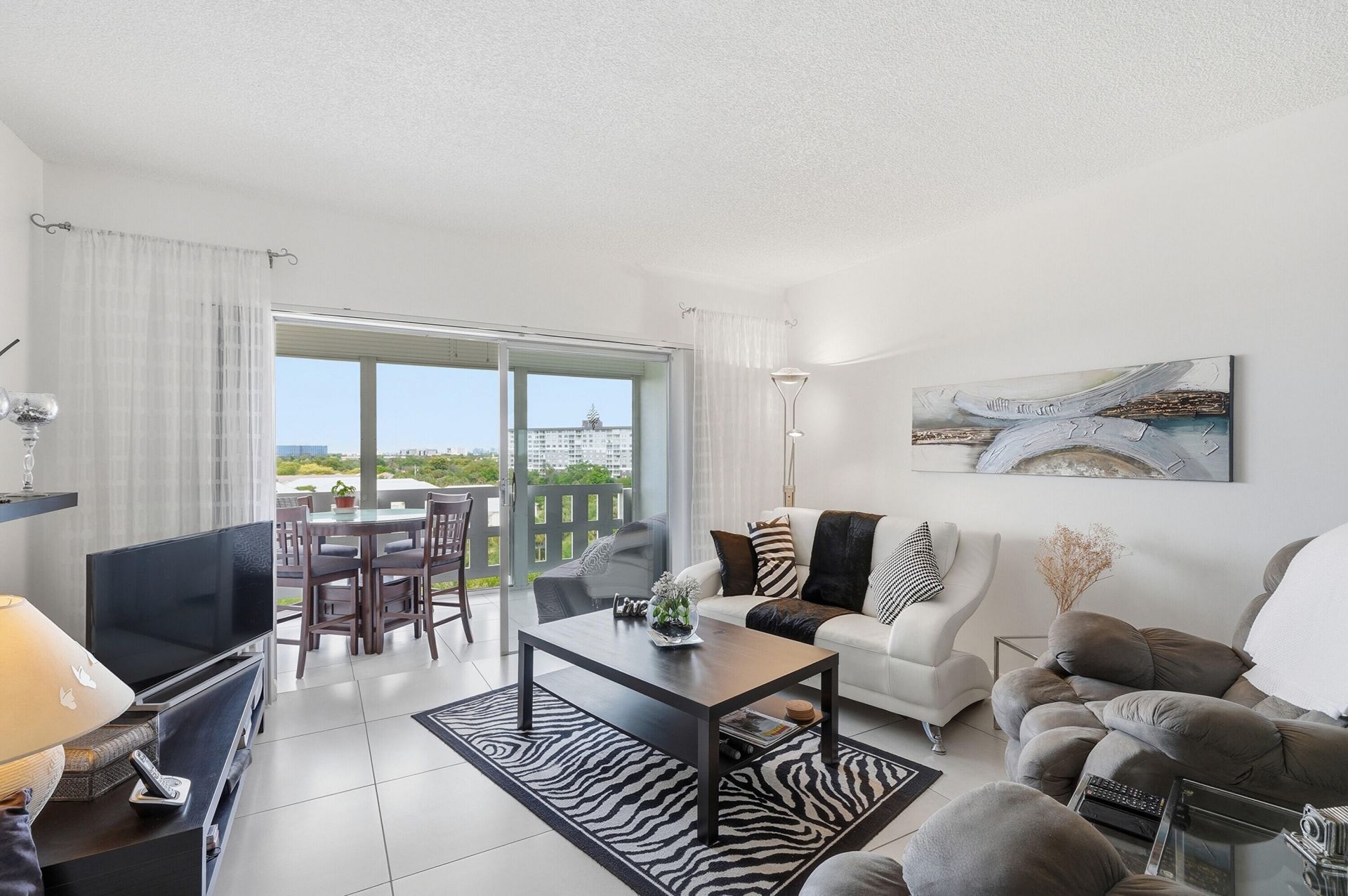 4330 Hillcrest Drive, Unit 804, Hollywood, FL 33021 Photo