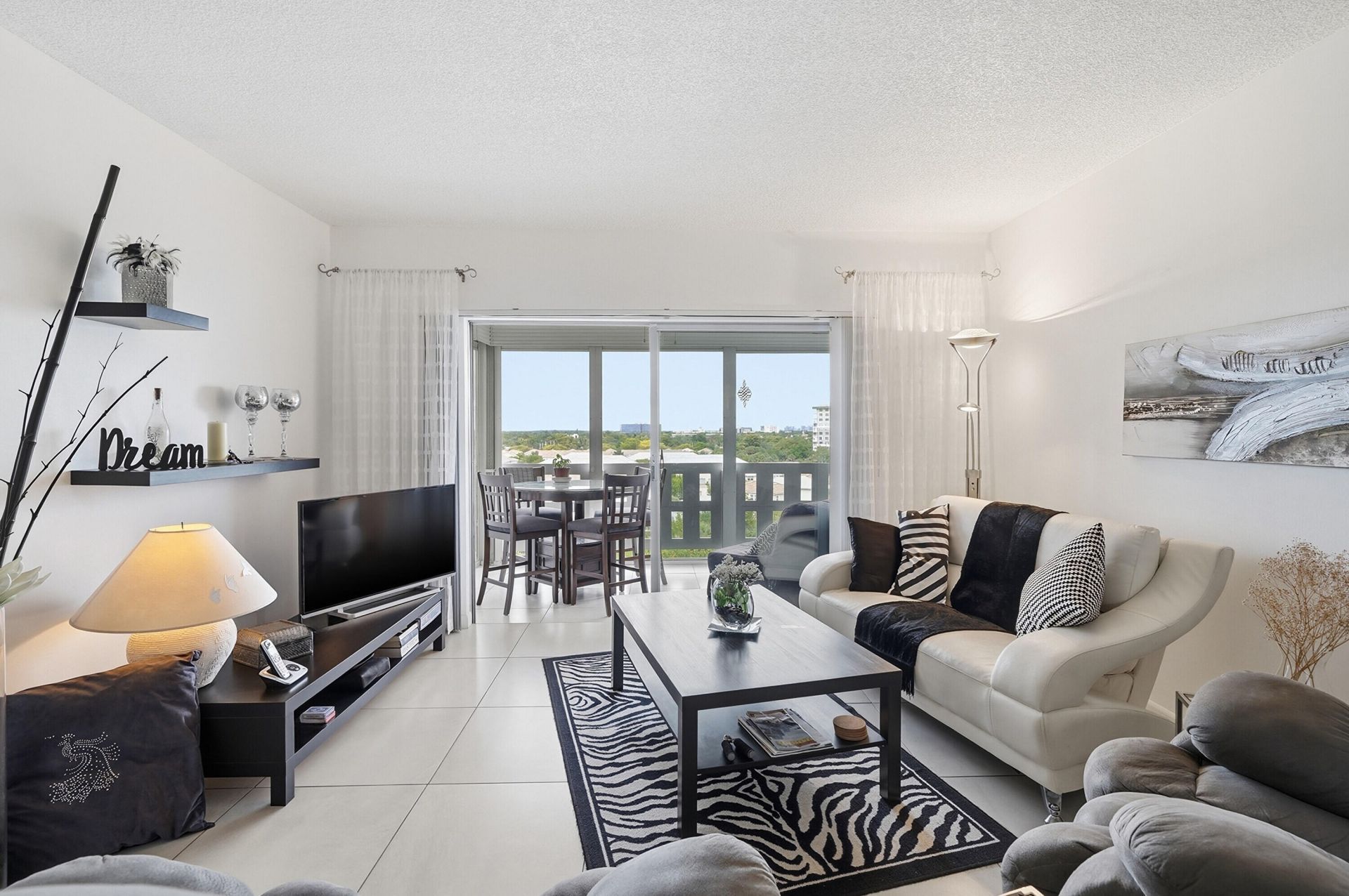 4330 Hillcrest Drive, Unit 804, Hollywood, FL 33021 Photo