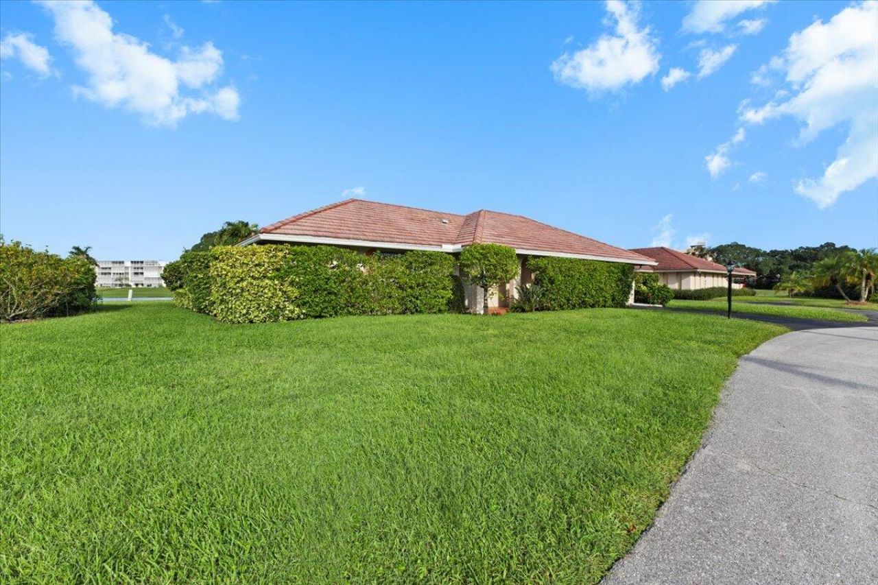 233 Rio Vista Circle, Unit 233, Atlantis, FL 33462 Photo