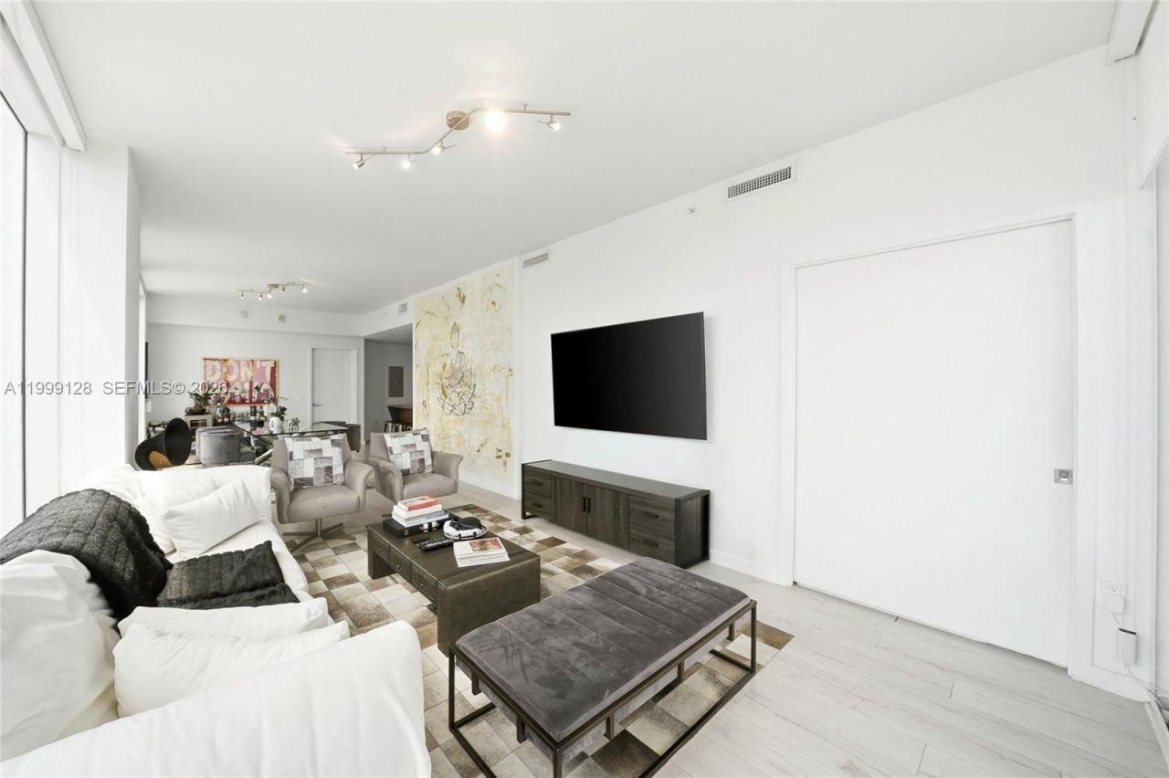 601 NE 27th St, Unit 1508, Miami, FL 33137 Photo